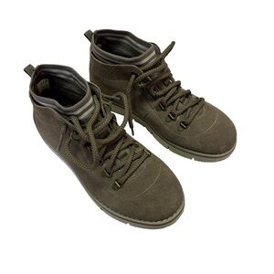 Bobs By Skechers Womens Size US 8 brown Suede Urban Hiker Boots